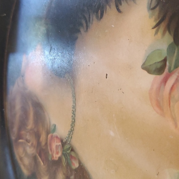 Nice Victorian heavy tray may be reproduction from 50s or 60s?? Not sure of age - Picture 11 of 17